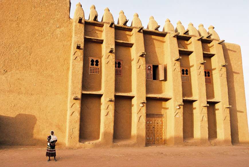 kANO CITY WALL